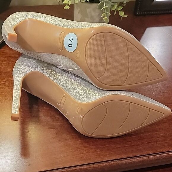 Nine West silver sparkle spike boots 8.5 - Picture 6 of 9